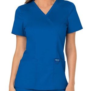 Cherokee scrub top